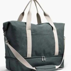 Lo & Sons Catalina Canvas Weekender Bag in Forest Green